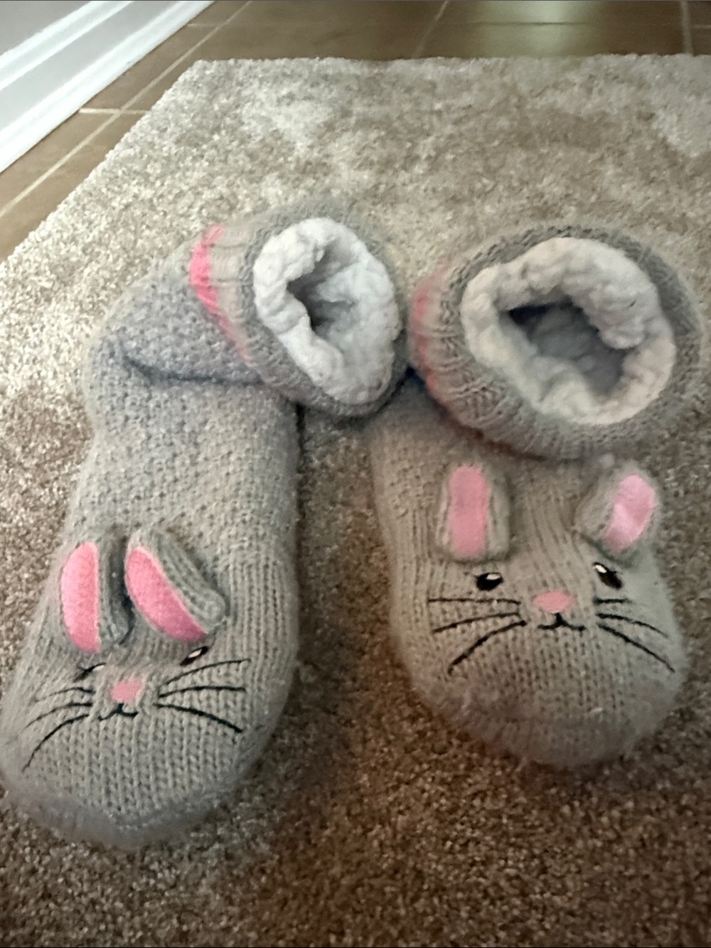 🛍️🐰Bunny Slipper Socks! - Picture 3 of 3
